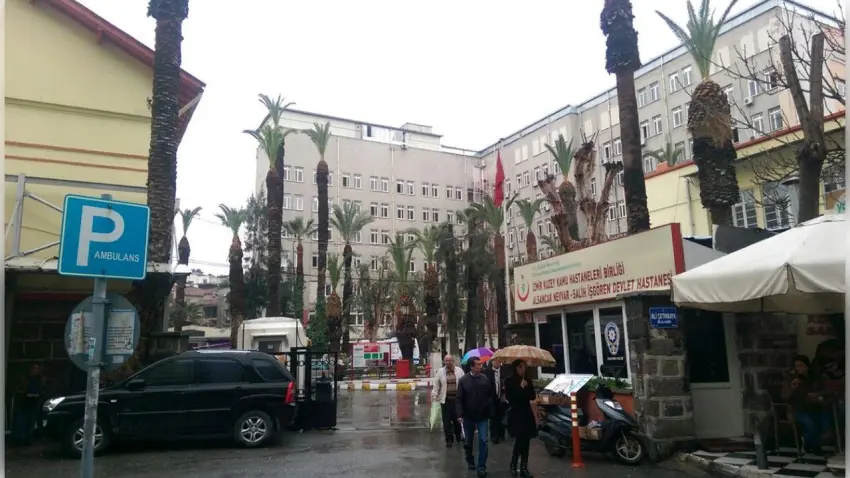 Gaziemir'de anne ve oğul birer gün arayla kalplerine yenik düştü haberinin görseli