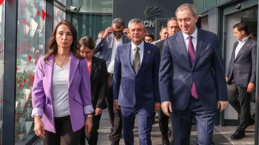 Özel, Hatimoğulları ve Bakırhan ile görüşecek