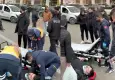 Trafik tartışmasında sürücü aracını motokuryenin üzerine sürdü: Kurye hastaneye kaldırıldı