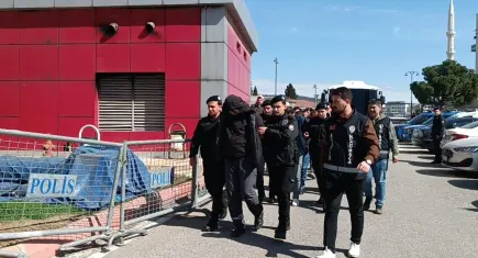 Akademide sahte senet operasyonu: 521 milyon TL'lik vurgun!