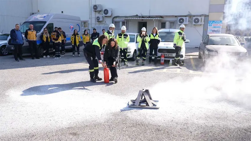 Aliağa’da afet farkındalığı seferberliği: ABAK’tan eğitim ve tatbikat çıkartması haberinin görseli