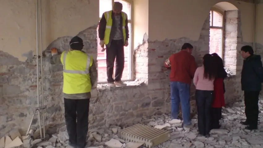 Başkan Tugay, Meslek Fabrikası’nın 19 yıl önceki halini paylaştı haberinin görseli