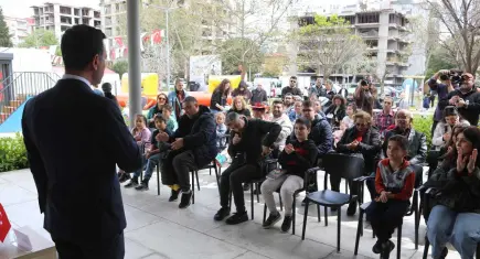 Bayraklı’da Çocuk Kitap Şenliği yoğun ilgi gördü