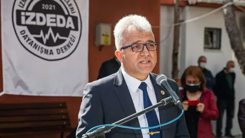 İzmirli depremzedelerden tepki büyüyor