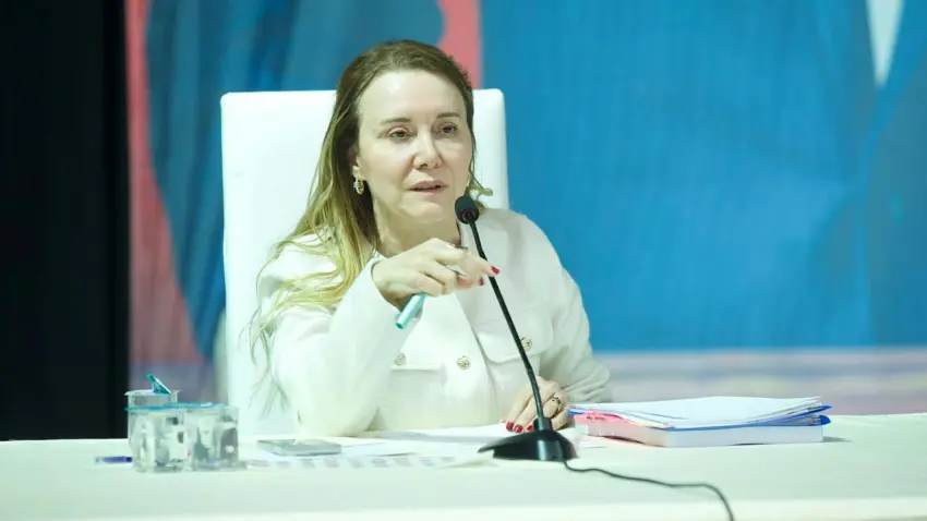 Konak’ta esnafa nefes aldıracak ‘Ruhsat’ hamlesi: Demokratik ücret dönemi başlıyor