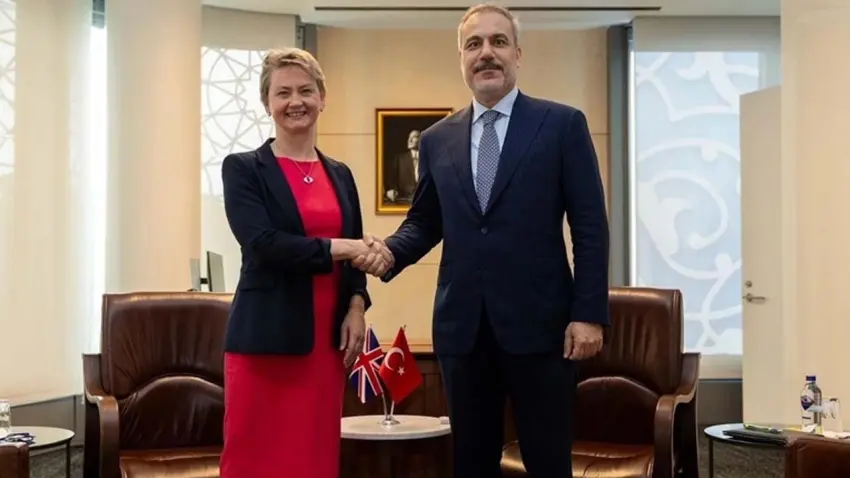 Bakan Fidan, İngiliz mevkidaşı Cooper ile görüştü