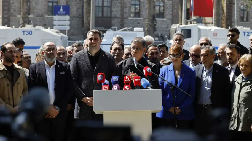 Başkan Tugay’dan 'hukuksuzluk' çıkışı: "Yüz milyonlarca liralık kamu malına el koydular" haberinin görseli