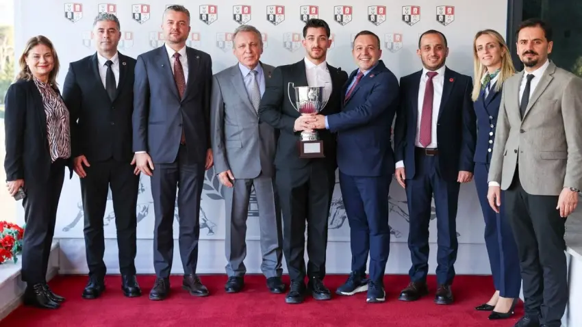 Buca Belediye Başkanlığı Koşusu’nda Önderbeyim zaferi haberinin görseli