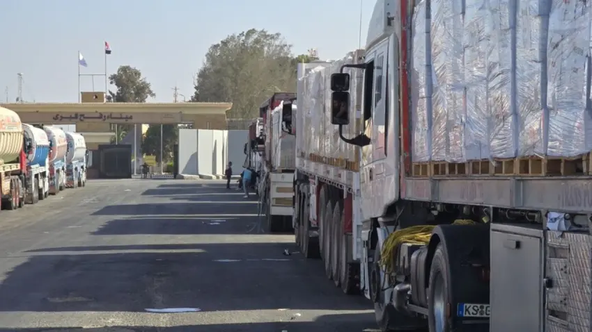 İsrail, Gazze'deki Refah Sınır Kapısı'nı geçişlere kapattı haberinin görseli