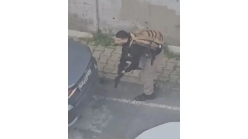 İstanbul'da İsrail Konsolosluğu önünde saldırı: 5 kişi gözaltına alındı haberinin görseli