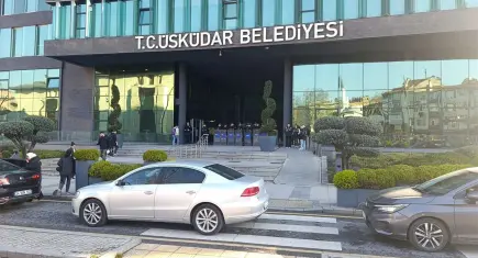 Üsküdar Belediyesi'nde usulsüzlük ve rüşvet eperasyonu: 30 adrese baskın, 20 gözaltı