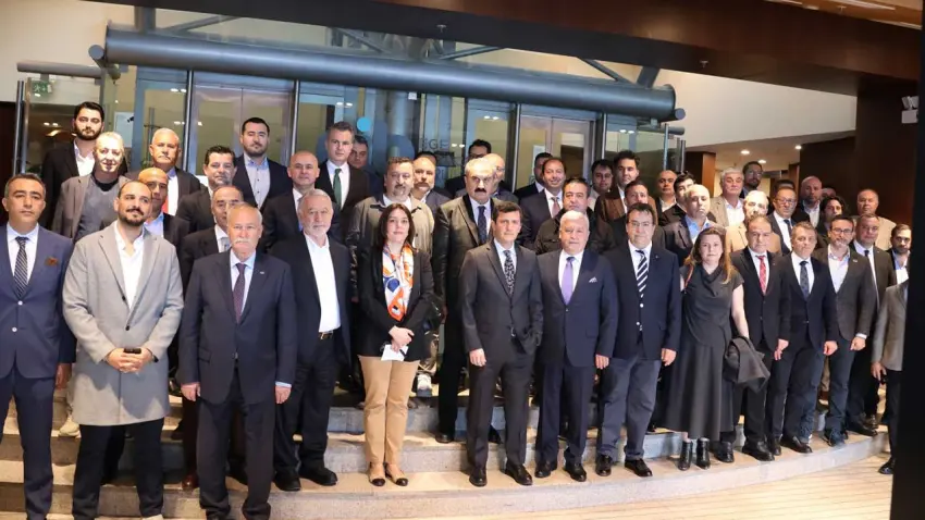 EZZİB Genel Kurulu’nda yasak gerginliği ve korkutan pestisit uyarısI haberinin görseli