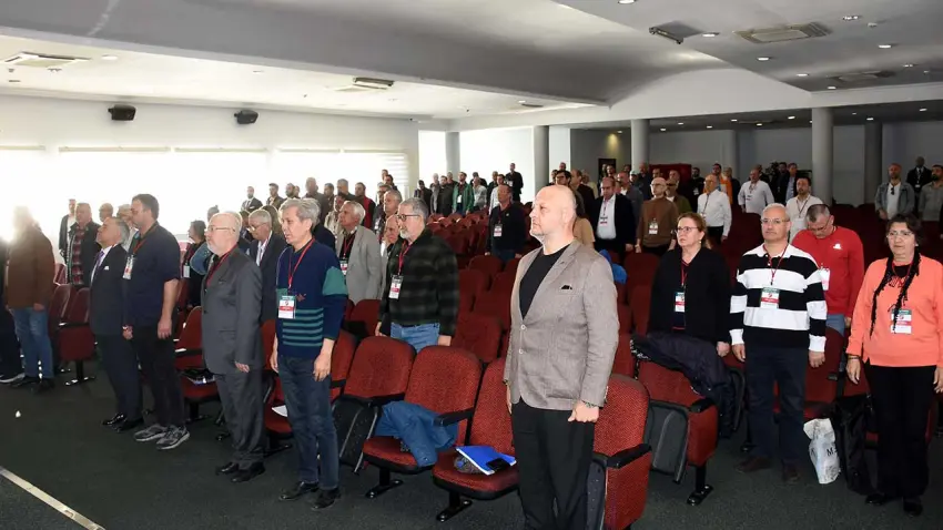 Karşıyaka’da aday çıkmayınca seçim yaz ayına kaldı haberinin görseli
