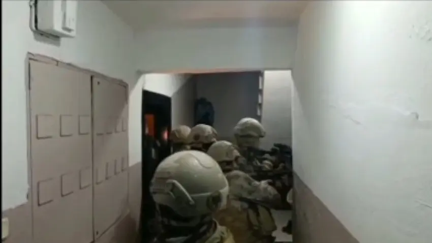 Beşiktaş'ta 14 aracın kundaklanmasıyla ilgili 11 şüpheli gözaltına alındı haberinin görseli