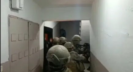 Beşiktaş'ta 14 aracın kundaklanmasıyla ilgili 11 şüpheli gözaltına alındı