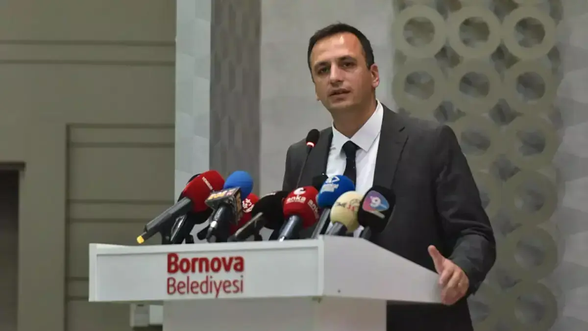 Bornova Belediye Başkanı Ömer Ekşi gözaltına alındı görseli