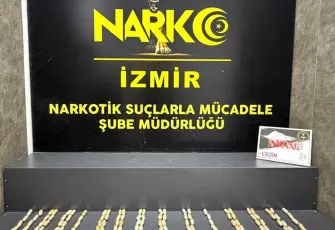 İzmir’de “kurye” operasyonu: Midelerinde uyuşturucu bulunan 2 kişi tutuklandı