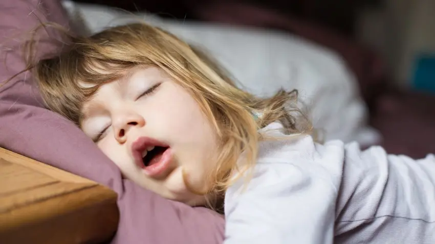 KBB uzmanı uyardı: Çocuklarda geniz eti vakaları yükselişte haberinin görseli