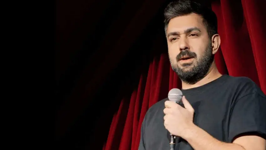 Nevzat Can Ünsal, yeni stand-up gösterisiyle İzmir’de haberinin görseli