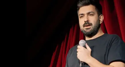 Nevzat Can Ünsal, yeni stand-up gösterisiyle İzmir’de