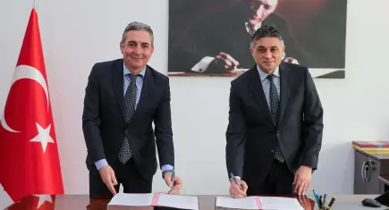 Aliağa Belediyesi’nden personeline 75 bin TL’lik promosyon müjdesi