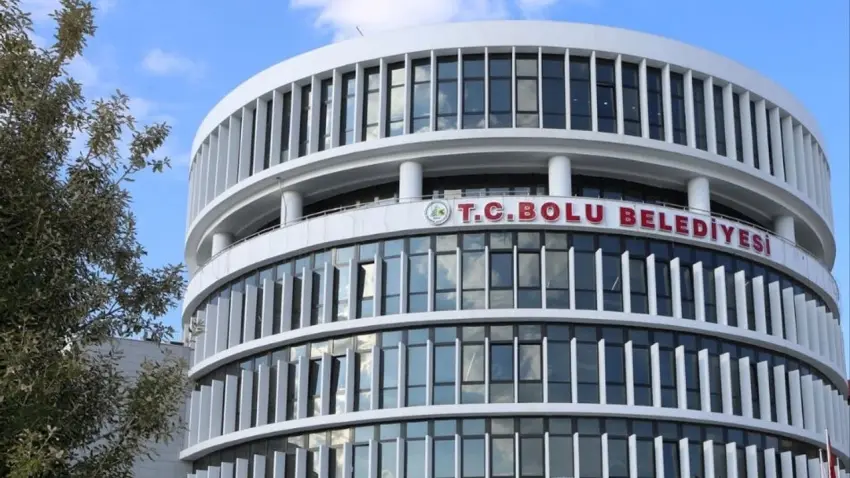 Bolu Belediyesi’nde iki üst düzey isim hakkında işlem: Başkan Yardımcısı Leyla Beykoz gözaltında haberinin görseli