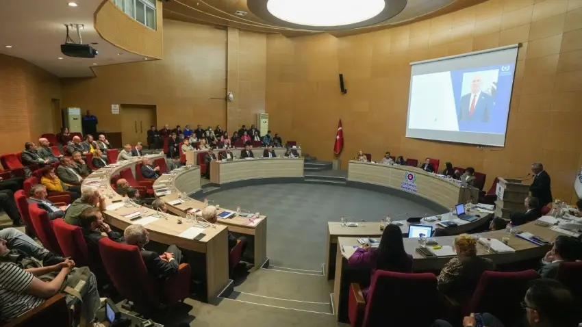 Gaziemir’de Faaliyet Raporu kabul edildi haberinin görseli