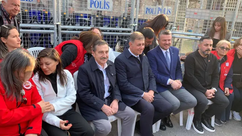 Tugay’dan 5. gün değerlendirmesi: Kısa vadede olumlu sonuç beklemiyorum haberinin görseli