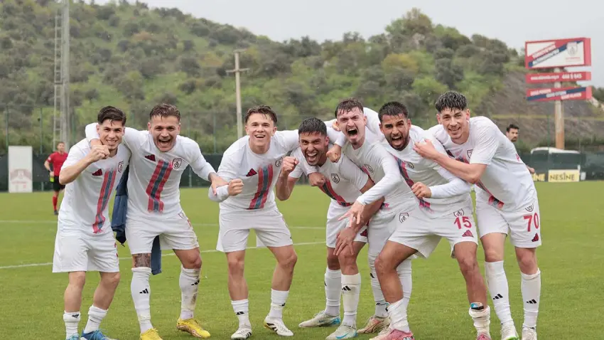 Altınordu ile Bucaspor 1928 derbide karşı karşıya haberinin görseli