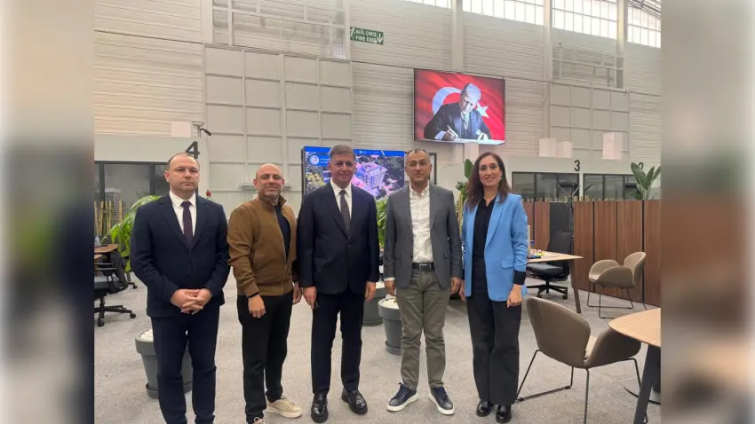 Başkan Tugay Karşıyaka Stadı için çalışmaları hızlandırdı haberinin görseli