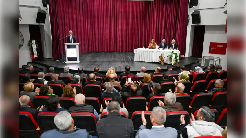 Bornova’da muhtarlar birlik mesajı verdi: Zeki Güler yeniden başkan haberinin görseli