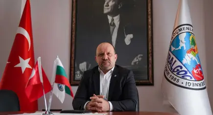 İzmir’de çifte vatandaşlar Bulgaristan seçimleri için sandığa hazırlanıyor