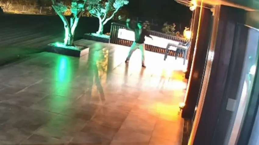 Oto galeriye el bombalı saldırı: 5 şüpheli tutuklandı haberinin görseli