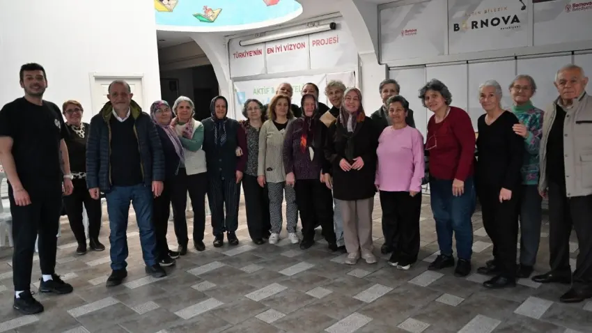 Bornova’da ileri yaşta hayata drama ile dokunuş haberinin görseli