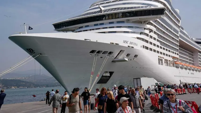 İzmir kruvaziyer turizminde yükselişini sürdürüyor haberinin görseli