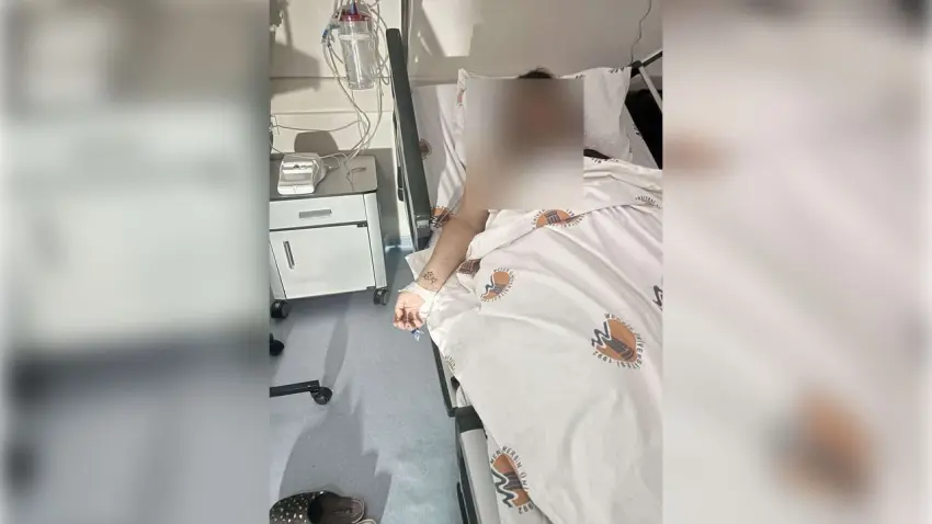 Konuşma bahanesi ile çağırdı, boğmaya çalıştıTarsus ilçesinde S.Y. (24), konuşma bahanesiyle bir araya geldiği eski sevgilisi Nurşen Ü.'yü (19) önce şarj kablosuyla boğmaya çalıştı, ardından 10 yerinden bıçaklayarak ağır yaraladı. haberinin görseli