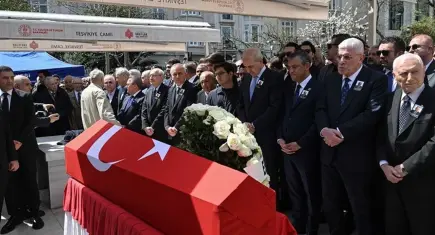 Eski TBMM Başkanı Hüsamettin Cindoruk son yolculuğuna uğurlandı