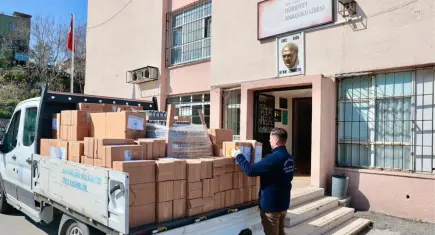 Konak’ta okullarda temizlik ve bakım desteği başladı