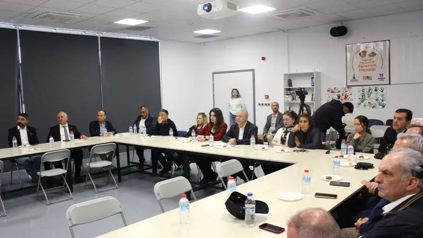 İZSİAD’dan çağrı: Her fabrikaya barınaktan bir köpek haberinin görseli