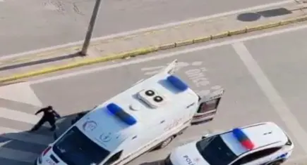 Lisede bıçaklı kavga: Bir öğrenci yaralandı