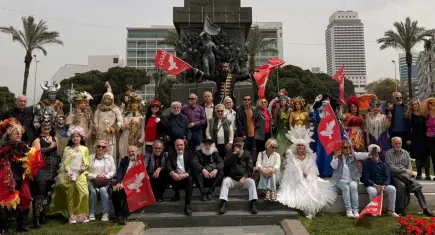 İzmir’de üç günlük sanat şöleni: 7. Uluslararası Amazonlar ve Titanlar Sanat Buluşması başladı