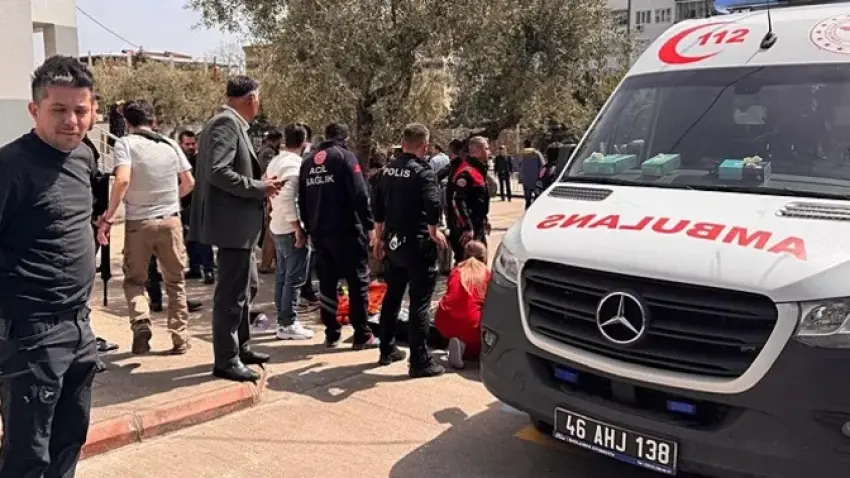 Kahramanmaraş'ta eğitime 2 gün ara verildi: Can kaybı sayısı yükseldi haberinin görseli