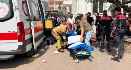 Okula kanlı saldırı: Ölü ve yaralılar var