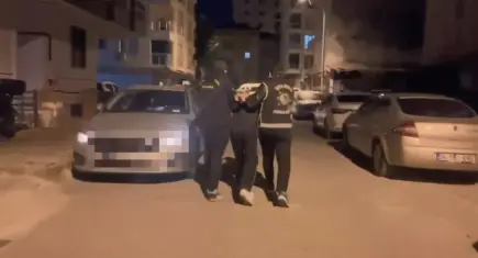 Suç örgütlerine eş zamanlı operasyon: 17 şüpheli gözaltına alındı