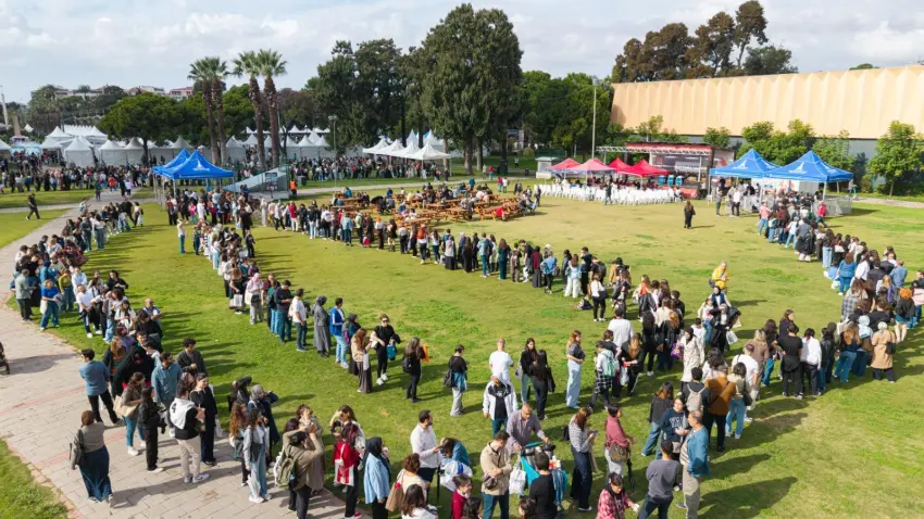 İZKİTAP 7. İzmir Kitap Fuarı Kültürpark’ta başlıyor haberinin görseli