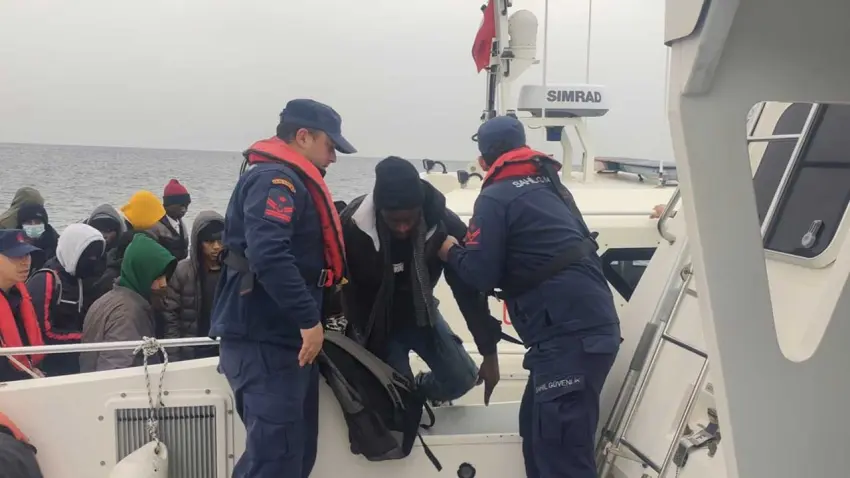 İzmir haber: Urla açıklarında 26 düzensiz göçmen kurtarıldı