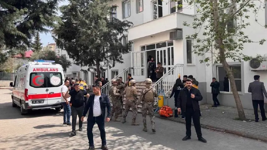 Kahramanmaraş’ta okul saldırısında bilanço ağırlaştı: Can kaybı 10’a yükseldi haberinin görseli