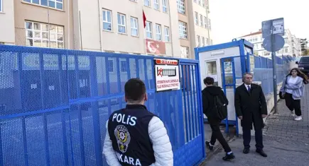 Okullarda güvenlik kalkanı: Yurt genelinde okul önlerinde denetimler sıklaştırıldı