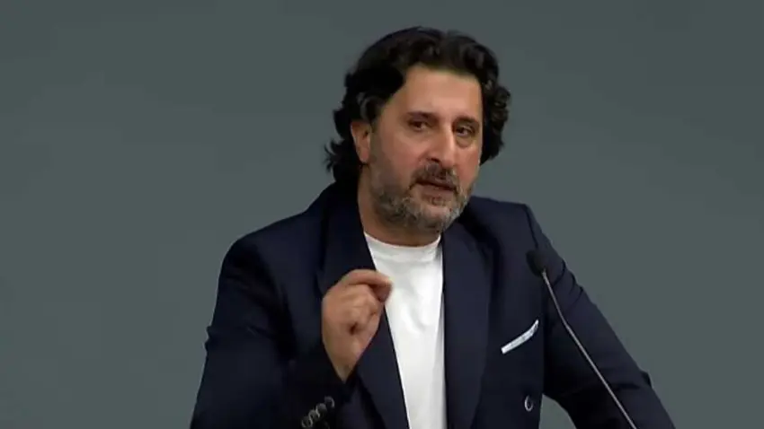 AK Parti'li Öztürk’ten Tugay’a cesaret çıkışı haberinin görseli