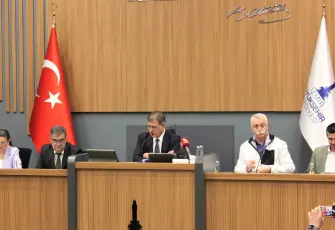 Bornova’daki geri kazanım tesisi planı istifalı tartışmalara sahne oldu